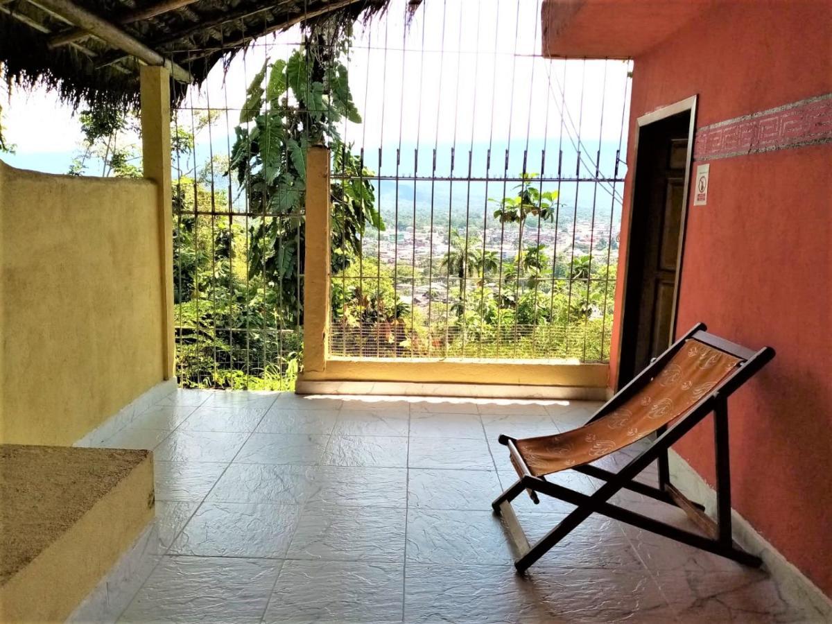 Hostal Tena Naui Exterior photo