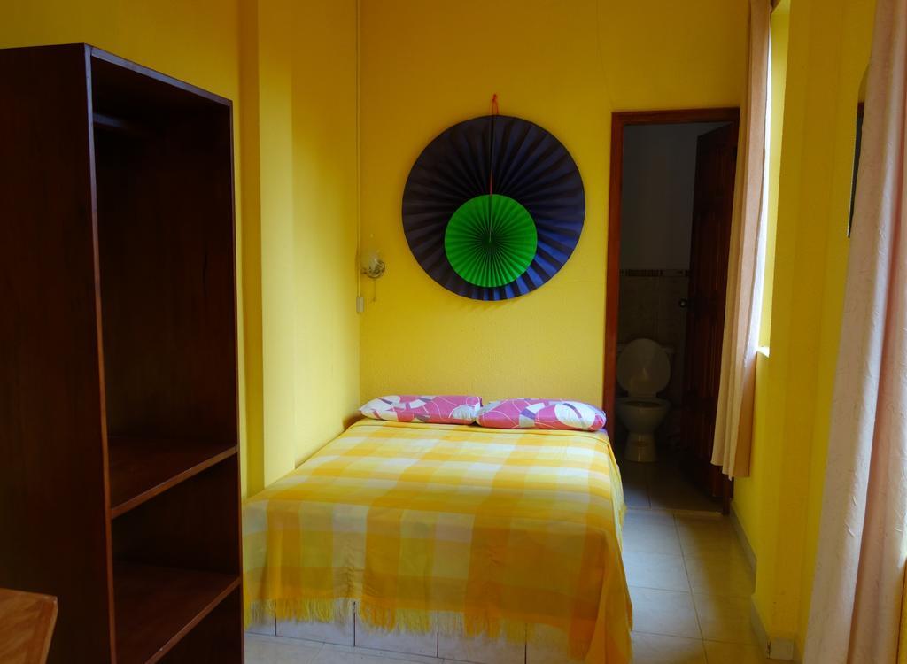 Hostal Tena Naui Exterior photo